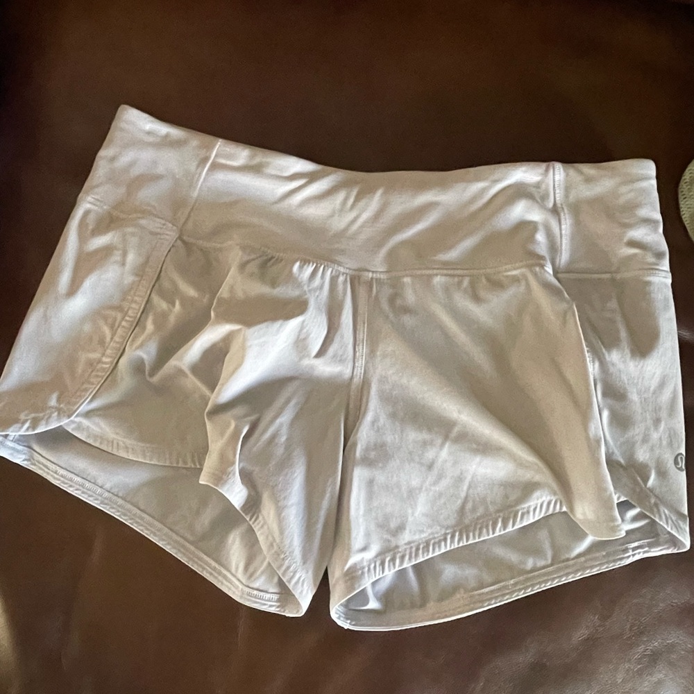 Lululemon white size 8 shorts